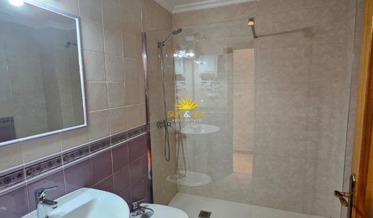 2 Zimmer Ferienapartment in Santa Pola mit Garage - 750 € (Ref: 10041865)
