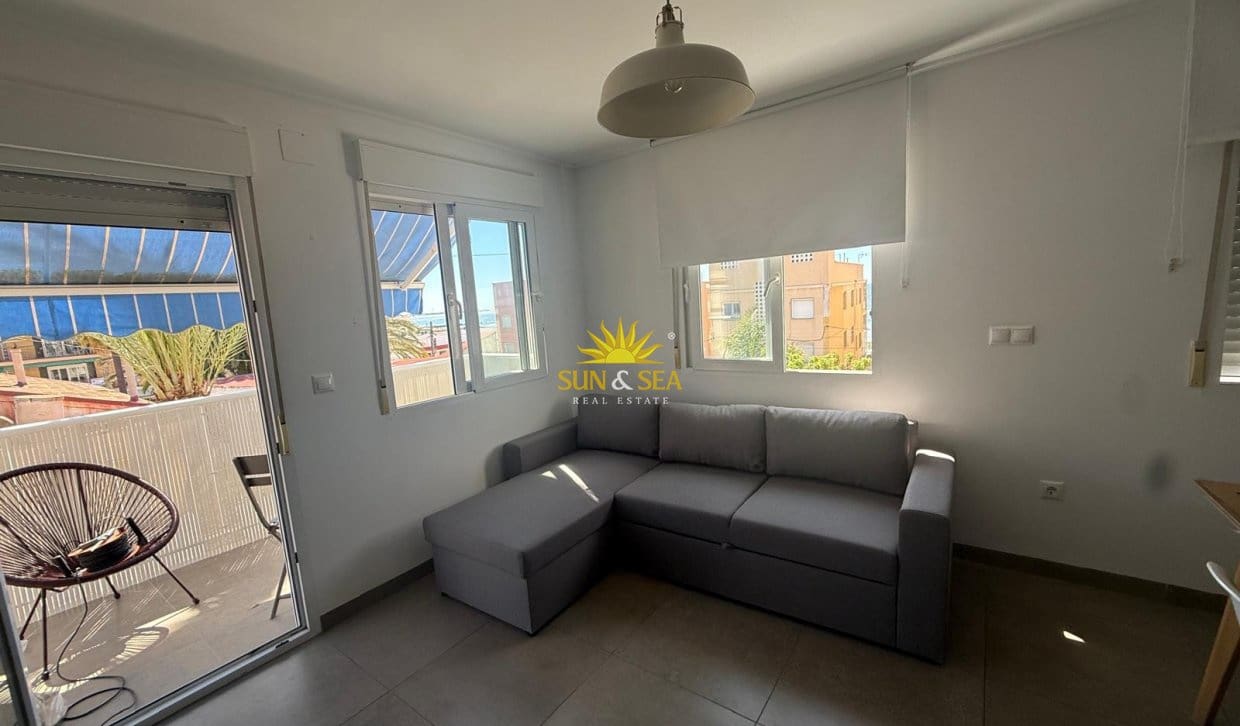 2 soveværelse Lejlighed til leje i Santa Pola - € 675 (Ref: 10042033)