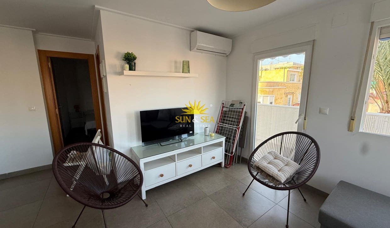 2 soveværelse Lejlighed til leje i Santa Pola - € 675 (Ref: 10042033)