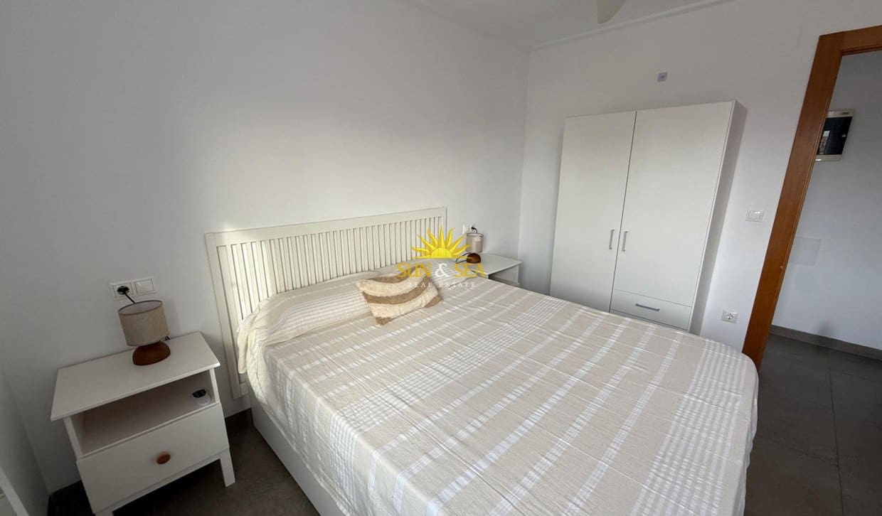2 soveværelse Lejlighed til leje i Santa Pola - € 675 (Ref: 10042033)