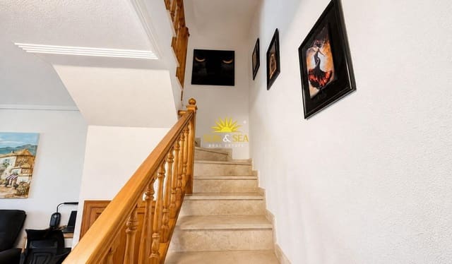 3 sypialnia Dom na sprzedaż w El Chaparral - La Siesta - La Torreta, Torrevieja z basenem garażem - 169 500 € (Ref: 10044111)