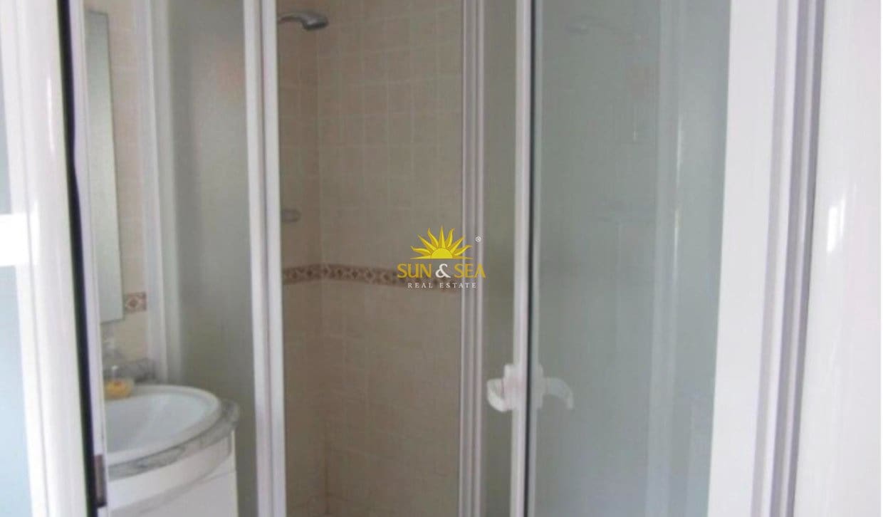 4 Zimmer Villa zu vermieten in Arenal mit Pool Garage - 1.900 € (Ref: 10044112)