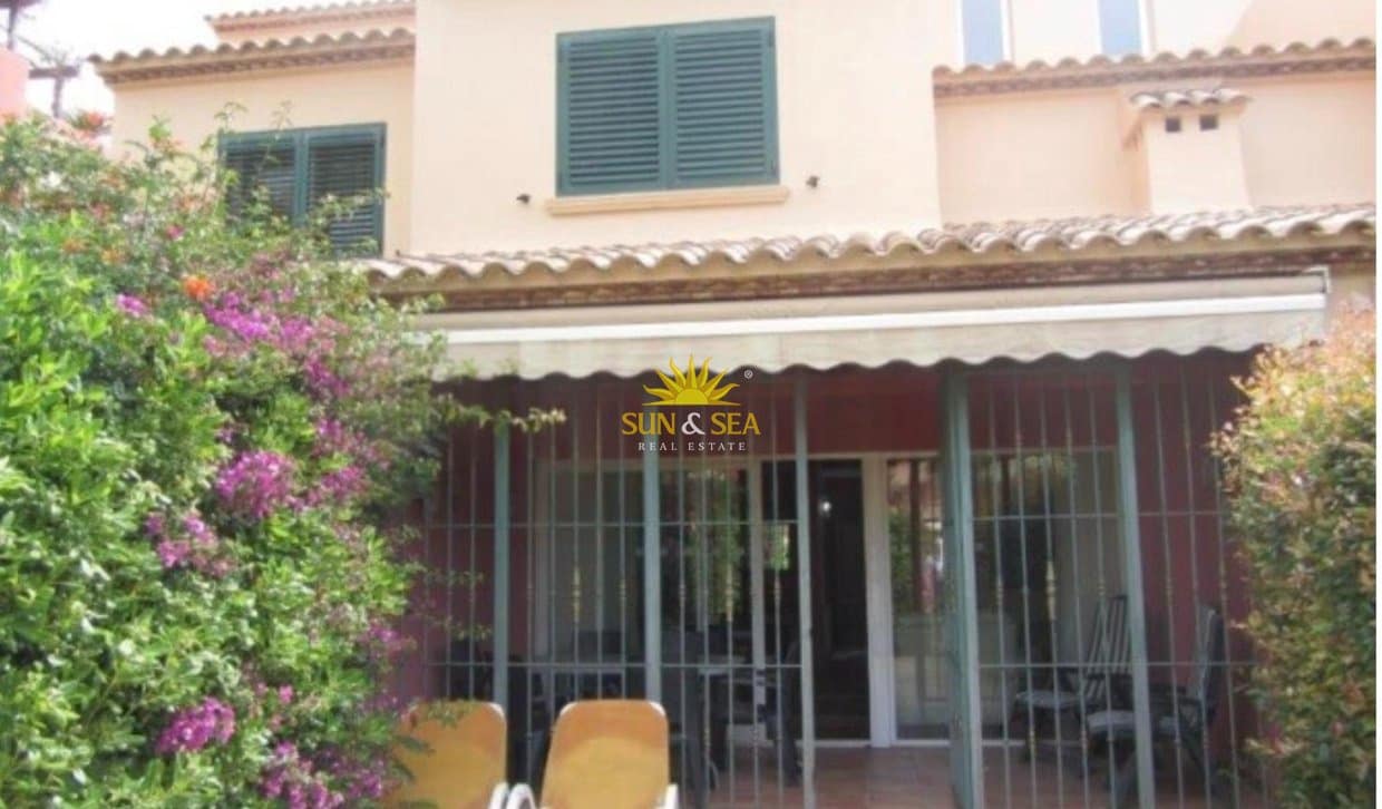 4 Zimmer Villa zu vermieten in Arenal mit Pool Garage - 1.900 € (Ref: 10044112)