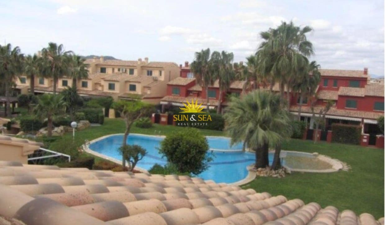 4 Zimmer Villa zu vermieten in Arenal mit Pool Garage - 1.900 € (Ref: 10044112)