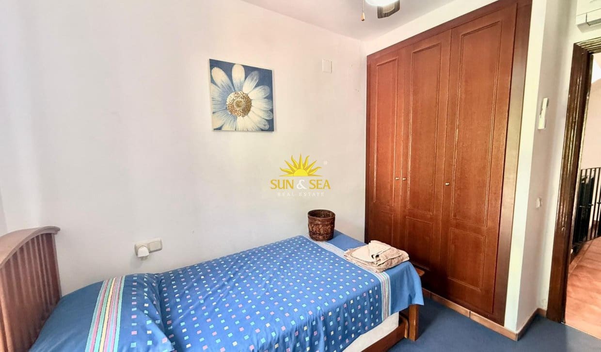 4 bedroom Villa for rent in Arenal with pool garage - € 1,900 (Ref: 10044112)