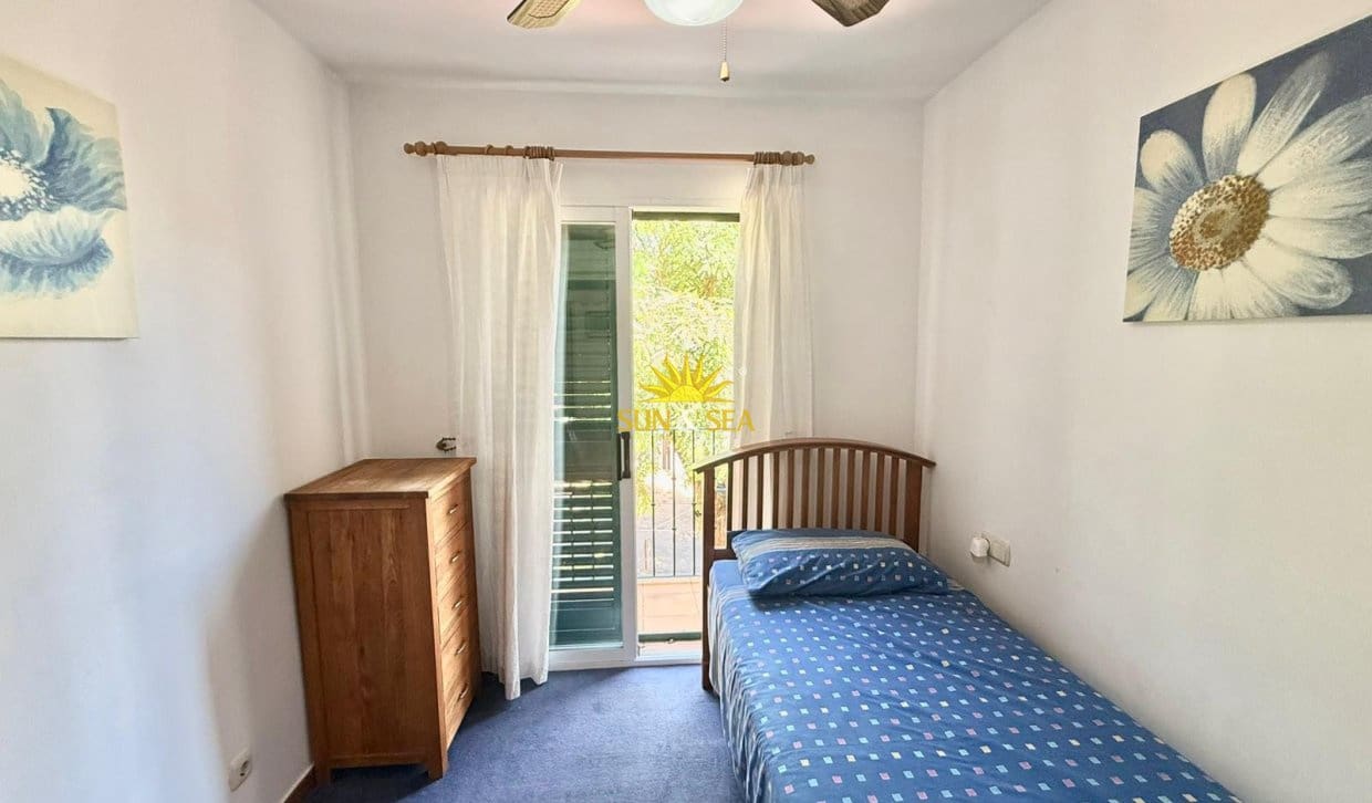 4 bedroom Villa for rent in Arenal with pool garage - € 1,900 (Ref: 10044112)
