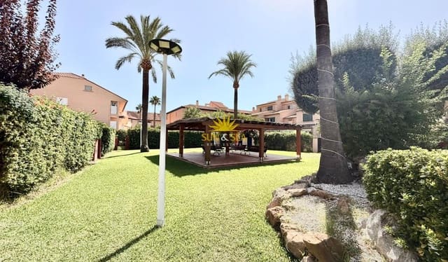 4 bedroom Villa for rent in Arenal, Javea / Xàbia with pool garage - € 1,900 (Ref: 10044112)