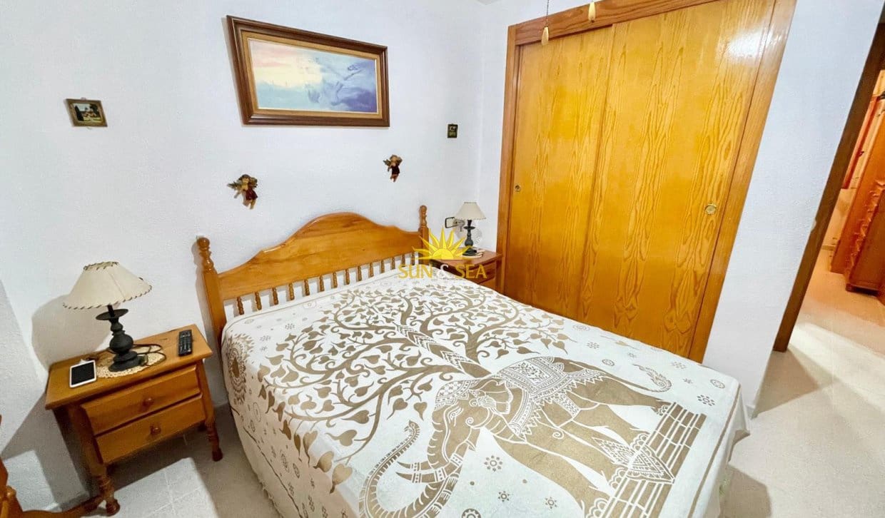 2 bedroom Apartment for rent in Torrevieja with pool garage - € 800 (Ref: 10045770)
