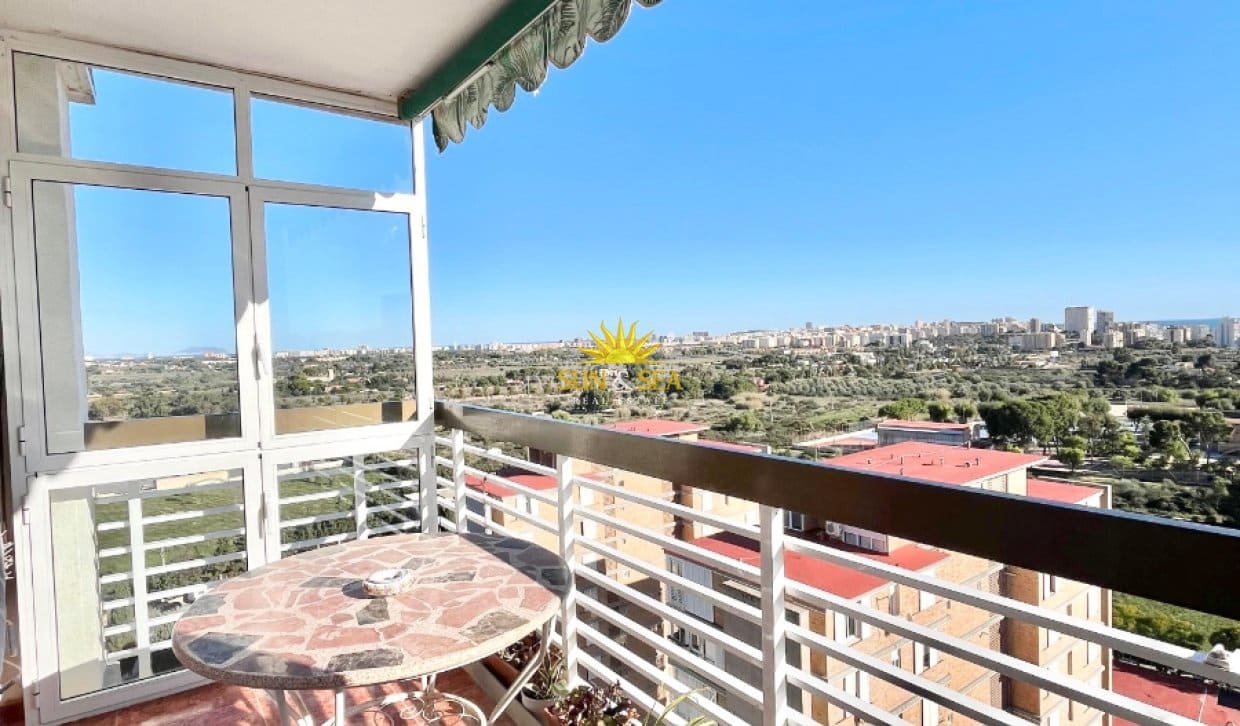 Appartement de 2 chambres à louer à Alicante ville avec piscine - 1 450 € (Ref: 10045771)
