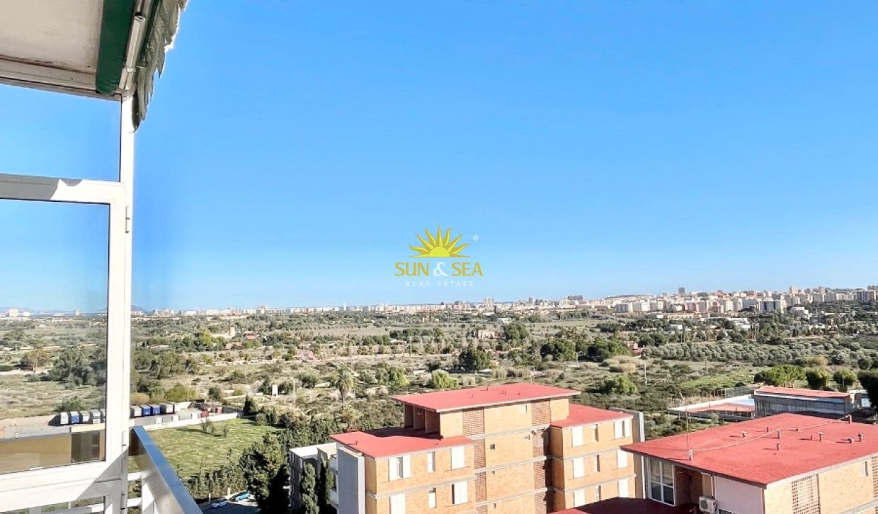 Appartement de 2 chambres à louer à Alicante ville avec piscine - 1 450 € (Ref: 10045771)