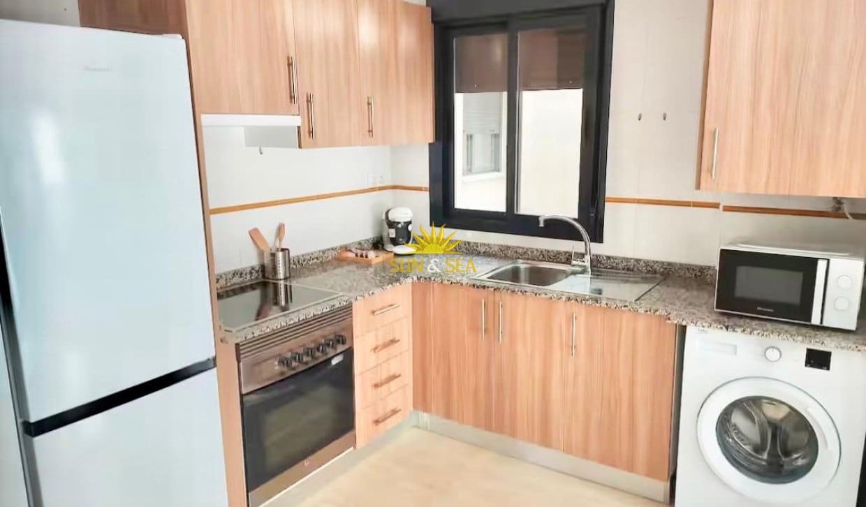 2 bedroom Apartment for holiday rental in El Campello with pool garage - € 900 (Ref: 10045868)