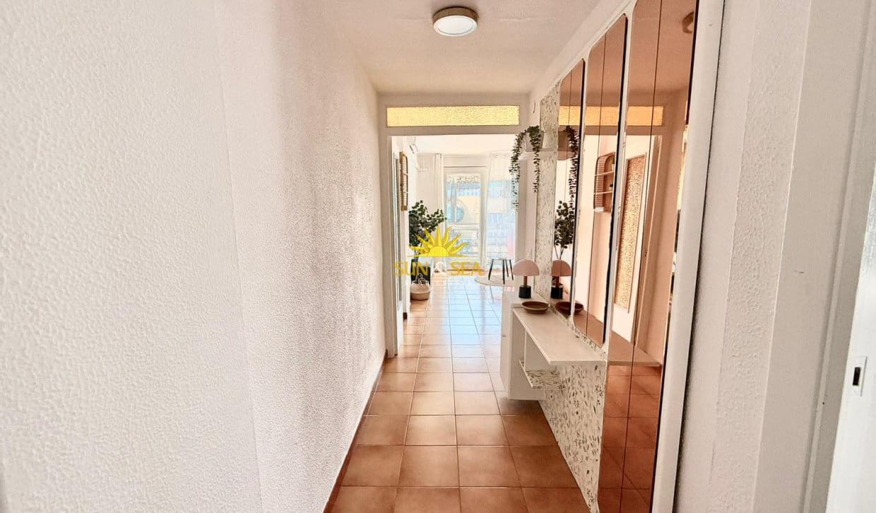 3 soverom Leilighet til leie i Alicante by med svømmebasseng - € 1 200 (Ref: 10045958)