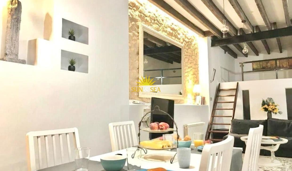 3 makuuhuone Huoneisto vuokrattavana paikassa Alicante kaupunki - 1 500 € (Ref: 10046217)