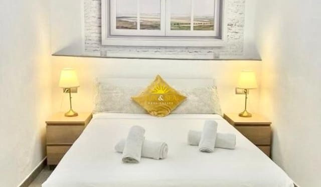 3 makuuhuone Huoneisto vuokrattavana paikassa Mercado, Alicante kaupunki - 1 500 € (Ref: 10046217)