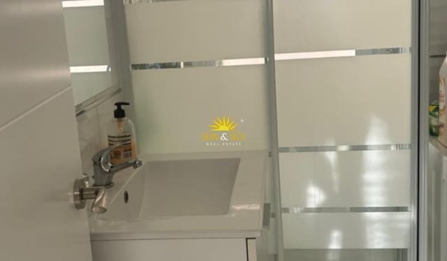 2 Zimmer Apartment zu vermieten in Poniente, Benidorm mit Garage - 1.500 € (Ref: 10048233)