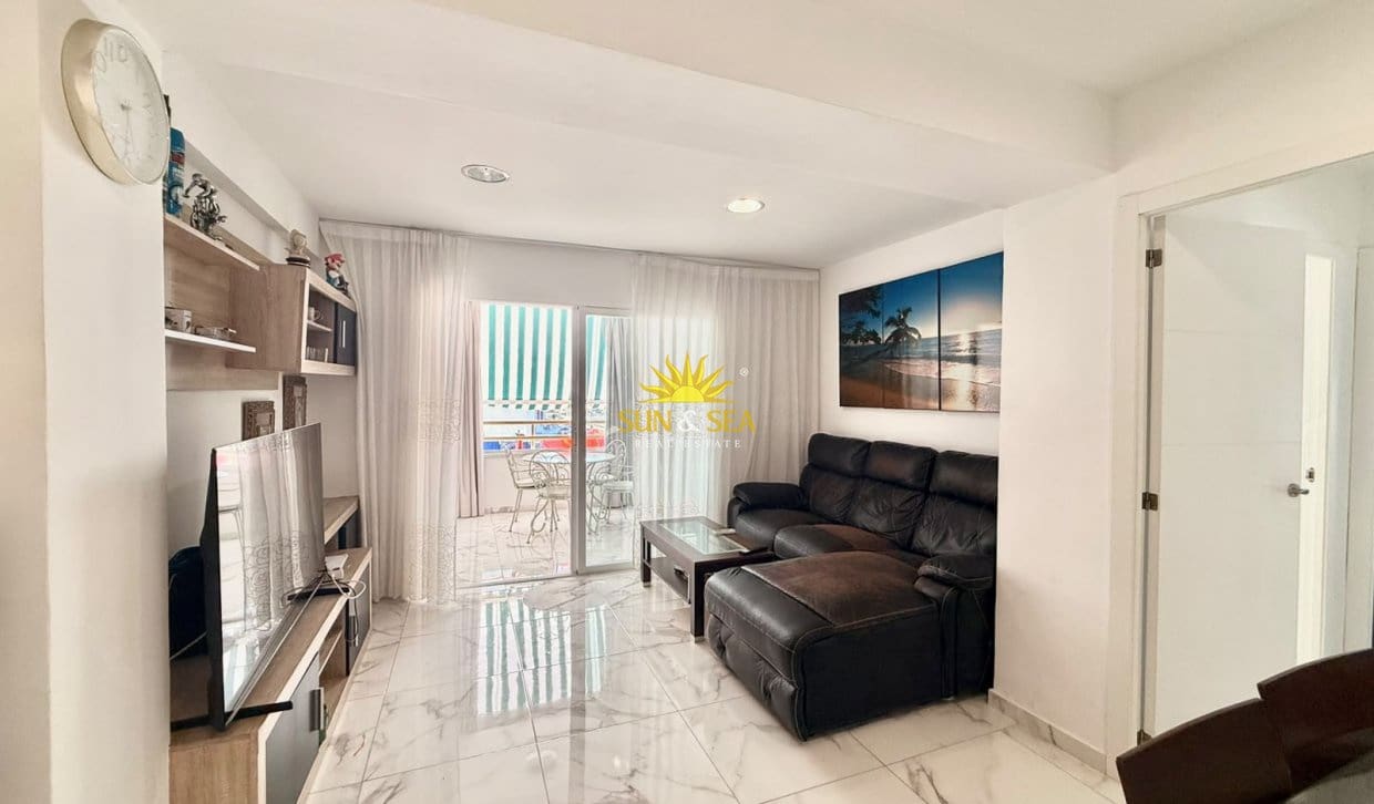 2 bedroom Apartment for rent in Benidorm with garage - € 1,500 (Ref: 10048233)