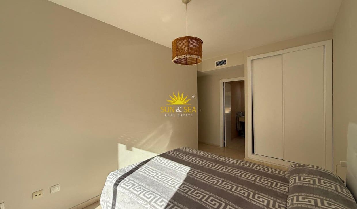   2 soveværelse   ferieLejlighed i La Villajoyosa / Vila Joiosa   med   swimmingpool  garage  - € 950 (Ref: 10048234)