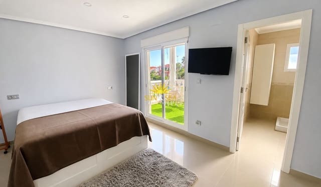 5 quarto Moradia para arrendar em El Campello com piscina garagem - 2 500 € (Ref: 10052006)