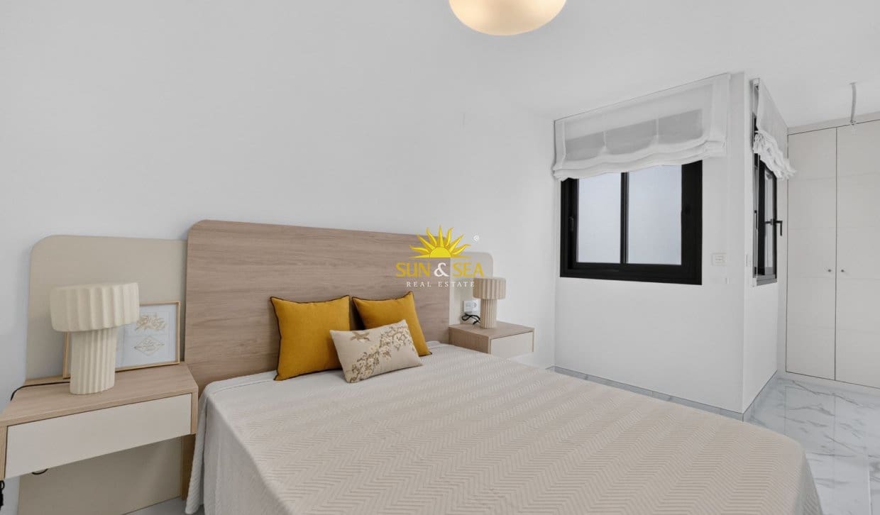 3 sovrum Villa att hyra i La Marquesa med pool garage - 2 350 € (Ref: 10052007)