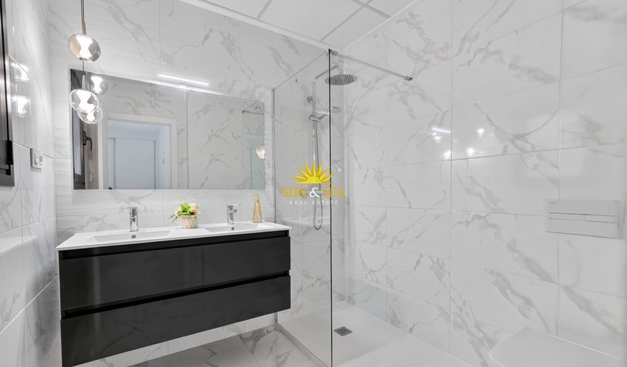 3 sovrum Villa att hyra i La Marquesa med pool garage - 2 350 € (Ref: 10052007)