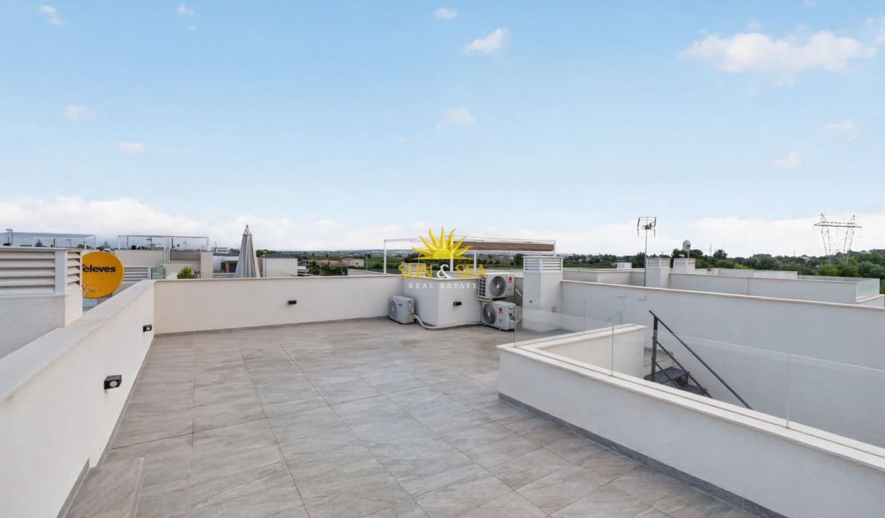 3 sovrum Villa att hyra i La Marquesa med pool garage - 2 350 € (Ref: 10052007)
