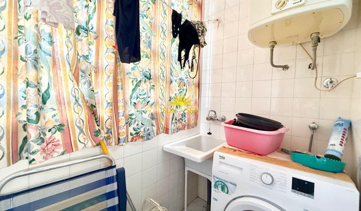 2 slaapkamer Appartement te huur in Guardamar del Segura met zwembad - € 750 (Ref: 10052082)