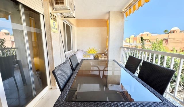 Apartamento de 2 habitaciones en Aguas Nuevas, Torrevieja en alquiler vacacional - 900 € (Ref: 10052083)