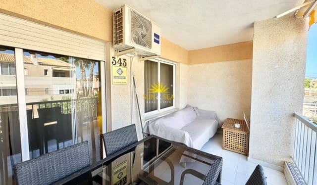 Apartamento de 2 habitaciones en Aguas Nuevas, Torrevieja en alquiler vacacional - 900 € (Ref: 10052083)