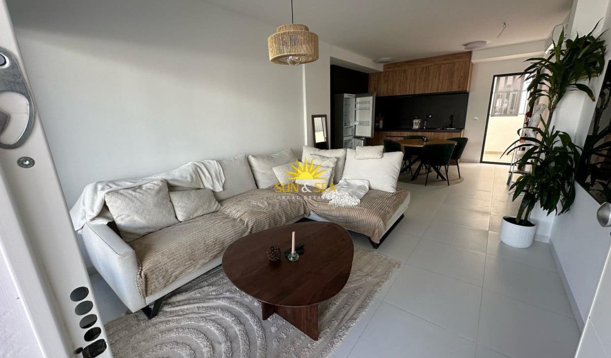 2 bedroom Apartment for rent in San Miguel de Salinas with pool - € 900 (Ref: 10052084)