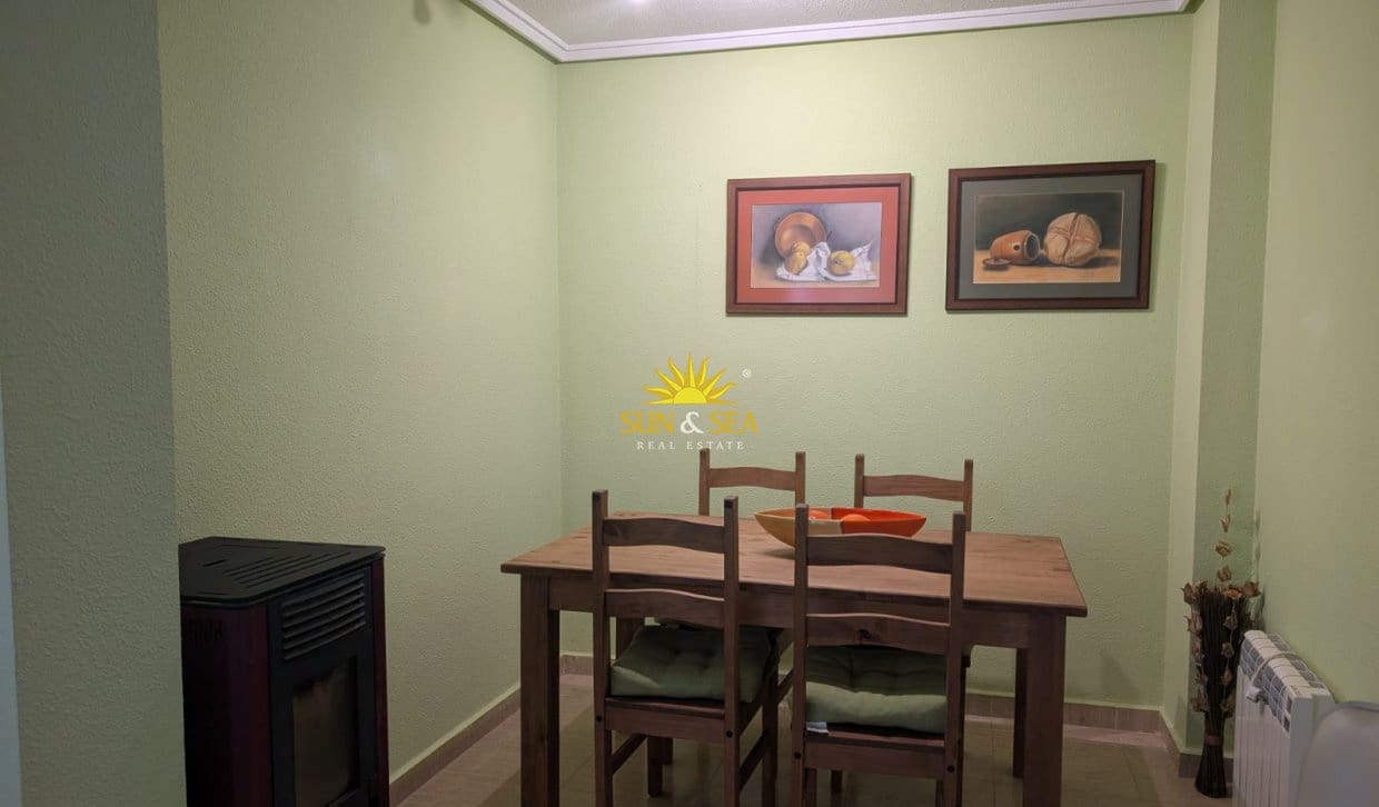 3 quarto Apartamento para arrendar em Gran Alacant com piscina - 950 € (Ref: 10054445)