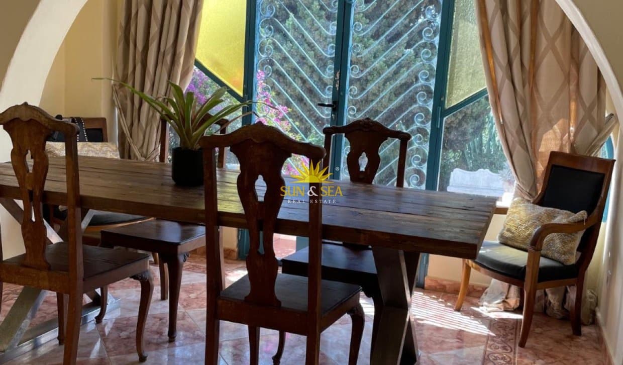 2 sypialnia Willa do wynajęcia w La Nucia z garażem - 1 300 € (Ref: 10055739)