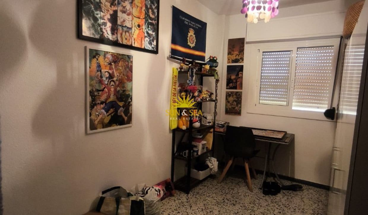 3 soverom Leilighet til leie i Torrellano - € 760 (Ref: 10055740)