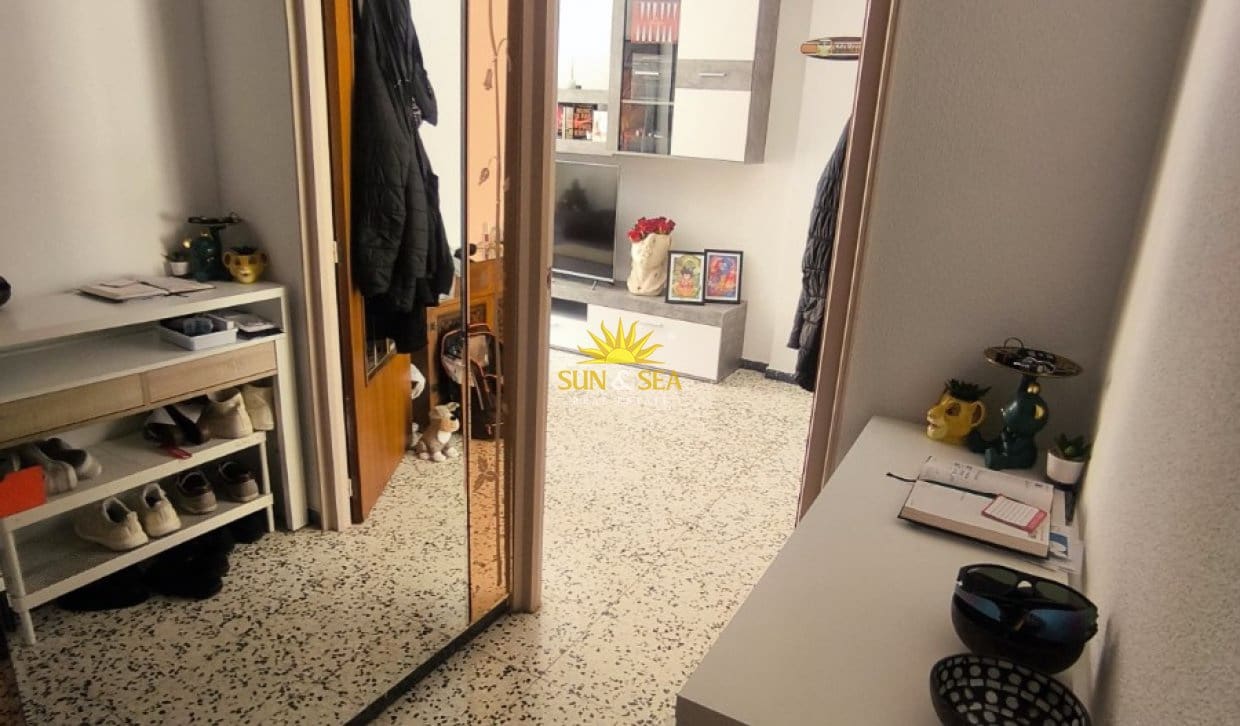 3 soverom Leilighet til leie i Torrellano - € 760 (Ref: 10055740)