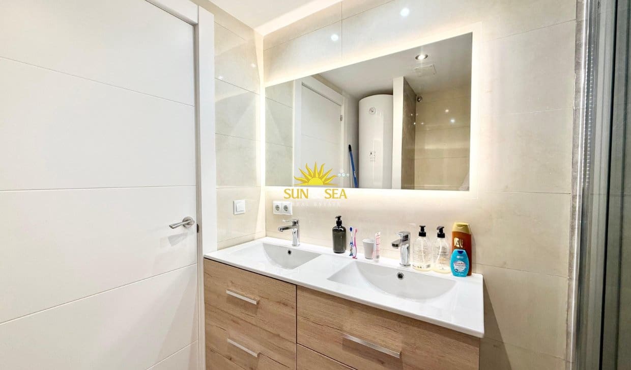 Apartamento de 3 habitaciones en Cabo de las Huertas en alquiler vacacional con piscina garaje - 1.600 € (Ref: 10055741)