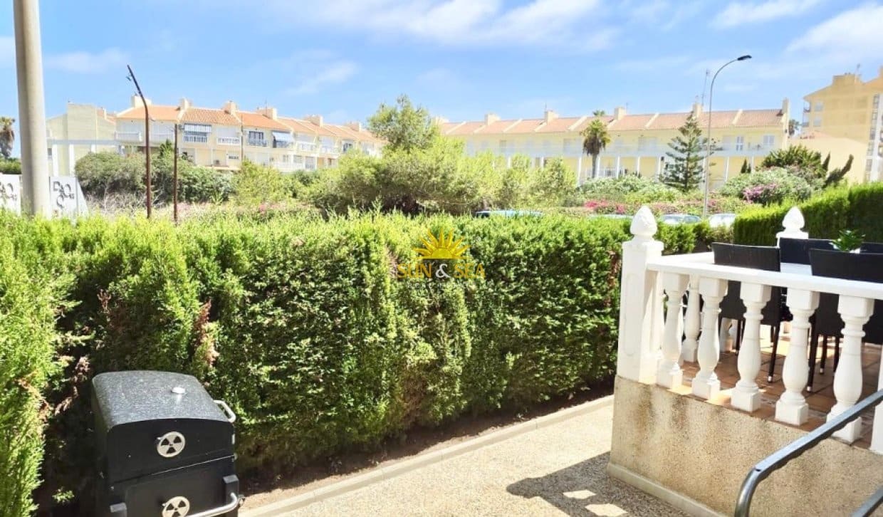 2 sovrum Hus för semesterbostäder i Torrevieja med pool - 750 € (Ref: 10057201)