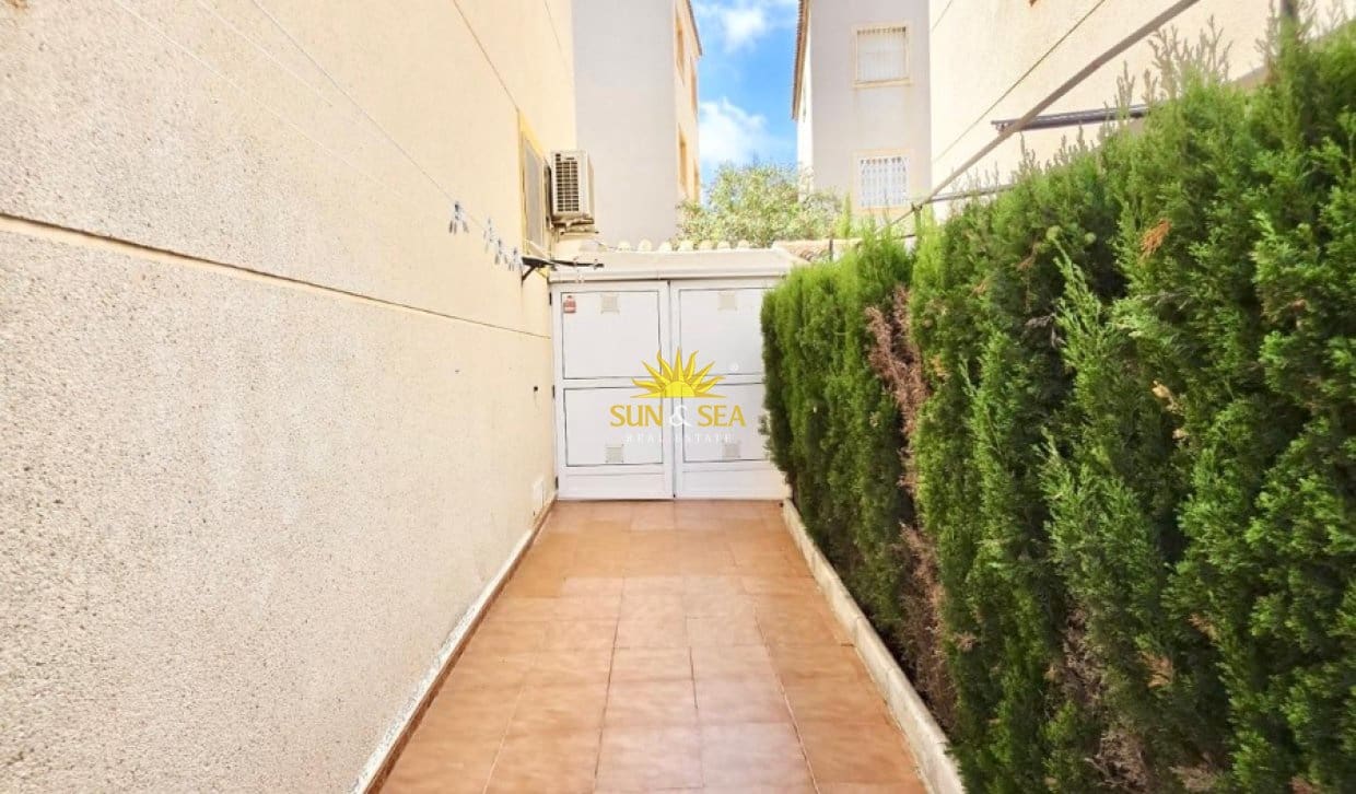 2 sovrum Hus för semesterbostäder i Torrevieja med pool - 750 € (Ref: 10057201)