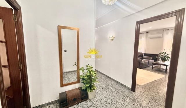 4 bedroom Apartment for rent in Ensanche - Diputacion, Alicante / Alacant city - € 1,300 (Ref: 10057202)
