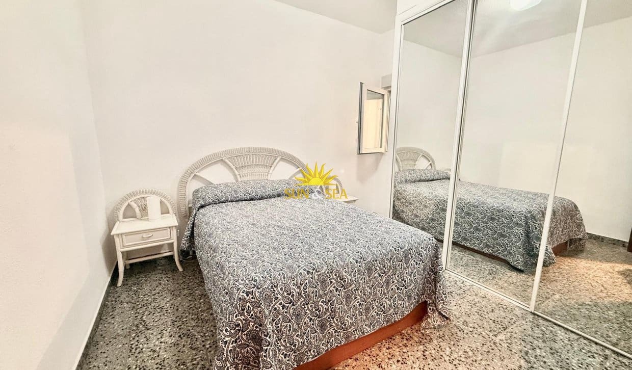 4 bedroom Apartment for rent in Alicante / Alacant city - € 1,300 (Ref: 10057202)