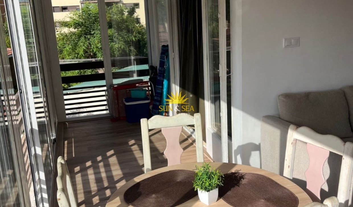 1 sypialnia Apartament do wynajęcia w El Campello z basenem garażem - 750 € (Ref: 10057366)