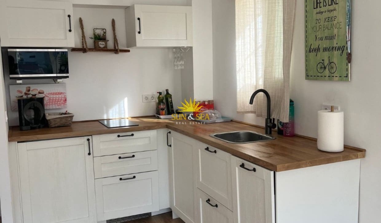 1 sypialnia Apartament do wynajęcia w El Campello z basenem garażem - 750 € (Ref: 10057366)