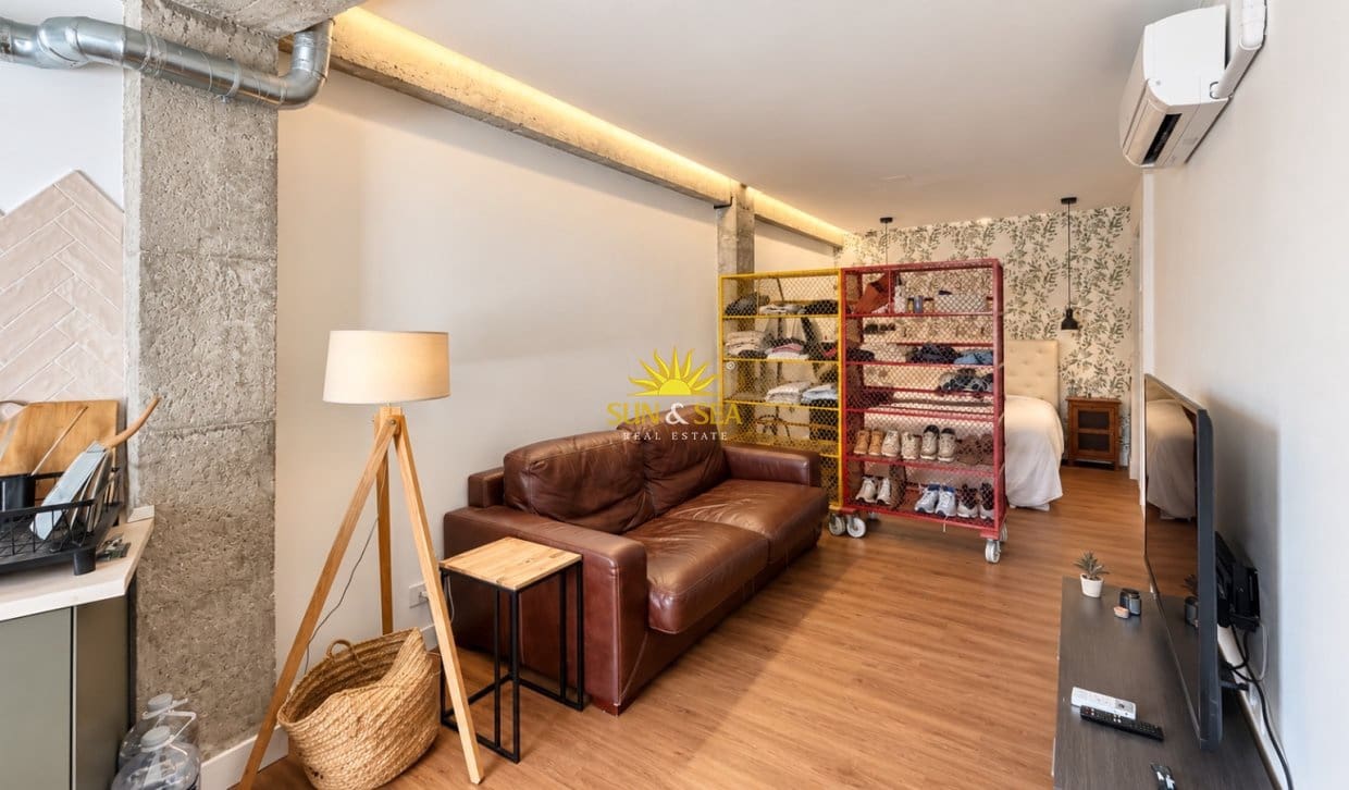 Estudio de 1 habitación en Alicante / Alacant ciudad en alquiler vacacional - 950 € (Ref: 10057367)