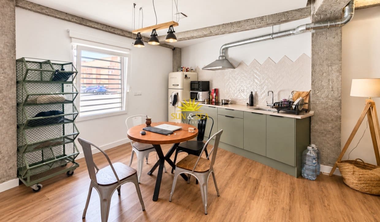 Estudio de 1 habitación en Alicante / Alacant ciudad en alquiler vacacional - 950 € (Ref: 10057367)