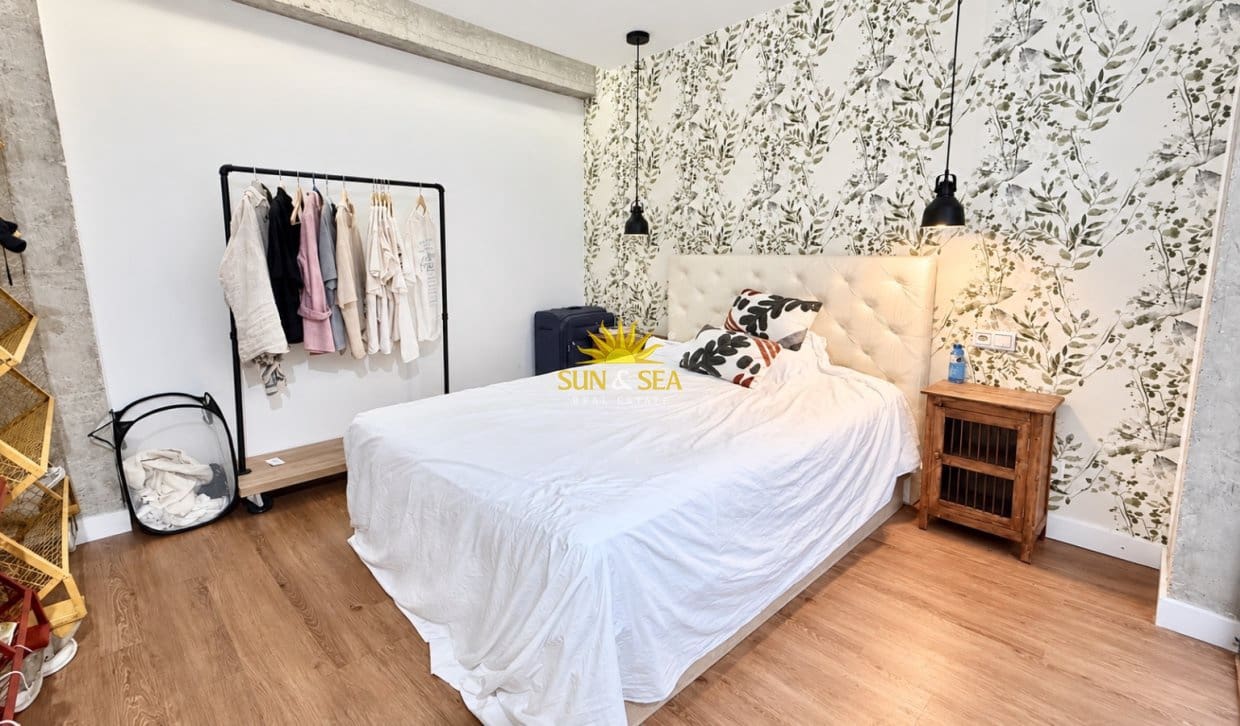 Estudio de 1 habitación en Alicante / Alacant ciudad en alquiler vacacional - 950 € (Ref: 10057367)