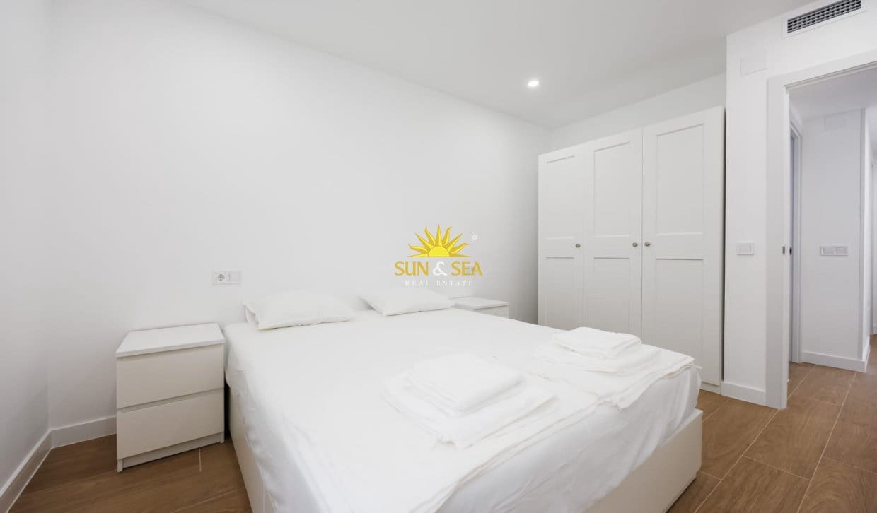 3 Zimmer Ferienapartment in Benidorm mit Garage - 1.900 € (Ref: 10057653)