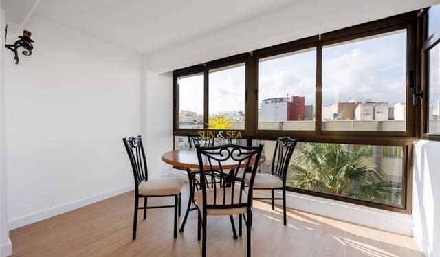 3 Zimmer Ferienapartment in Juzgados - Plaza de Toros, Benidorm mit Garage - 1.900 € (Ref: 10057653)