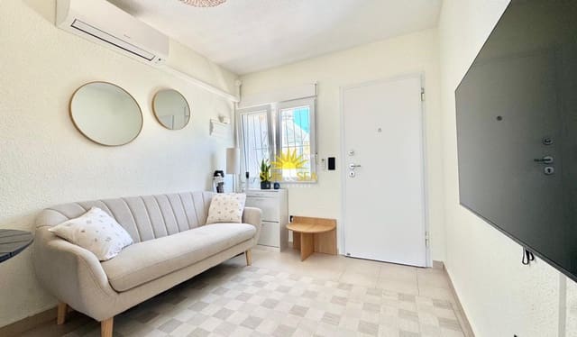 2 quarto Casa em Banda para arrendar em Playa de los Náufragos, Torrevieja - 750 € (Ref: 10060644)