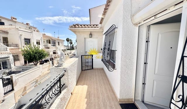 2 quarto Casa em Banda para arrendar em Playa de los Náufragos, Torrevieja - 750 € (Ref: 10060644)