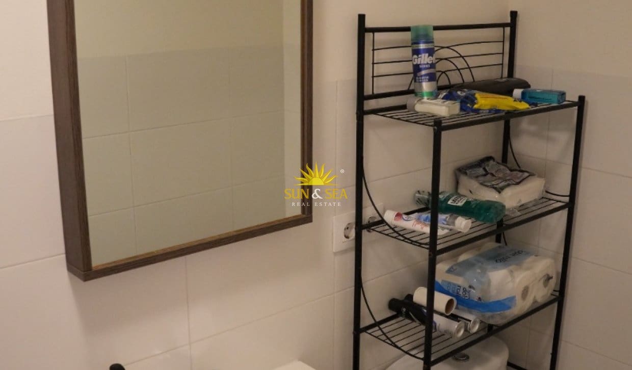 4 sypialnia Willa na kwatery wakacyjne w El Campello z basenem garażem - 2 400 € (Ref: 10060645)