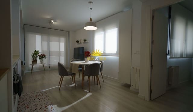 1 slaapkamer Appartement te huur in El Campello met zwembad garage - € 950 (Ref: 10060646)