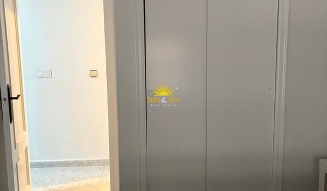 1 slaapkamer Appartement voor vakantieverhuur in Guardamar Playa, Guardamar del Segura met zwembad - € 600 (Ref: 10060648)